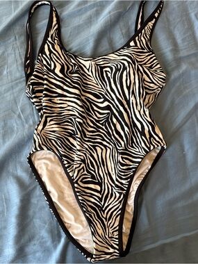 MICHAEL Michael Kors Black and white Zebra One-Piece Swimsuit never worn